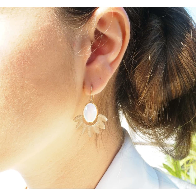 Palm pearly gold earrings -...