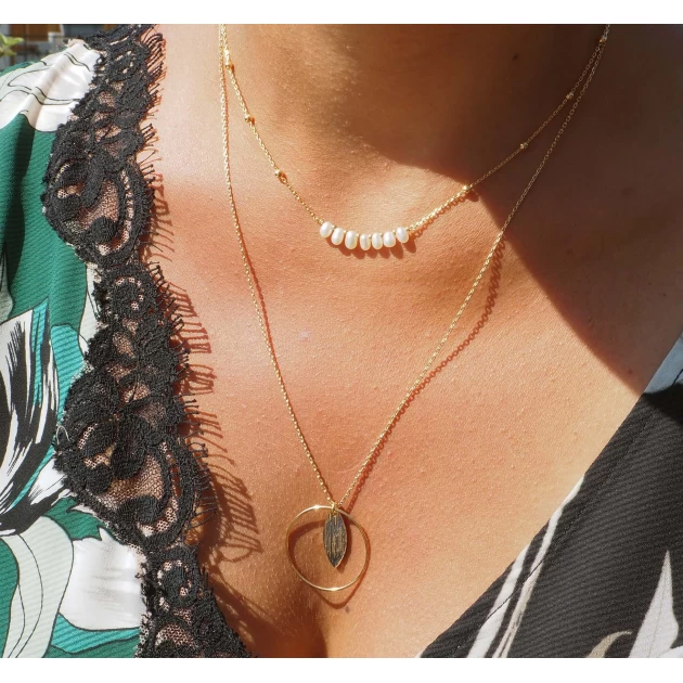 Leaf circle gold necklace -...