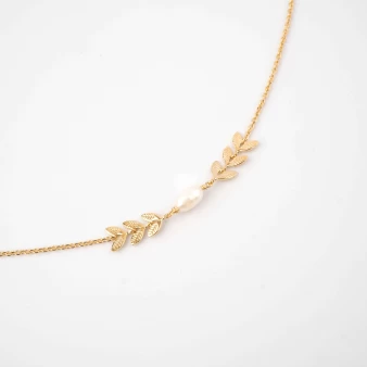 Pearl ears gold necklace -...