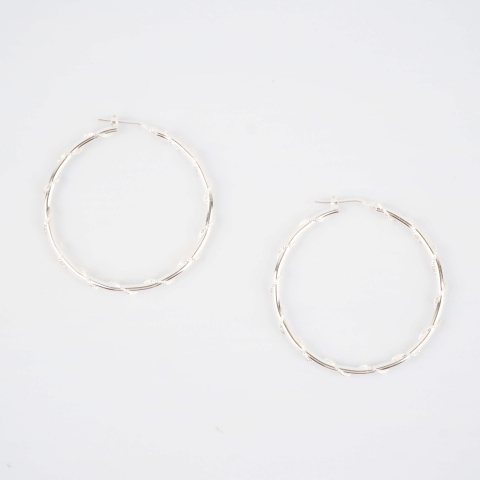 Boucles d'oreilles créoles Kae en argent - Pomme Cannelle