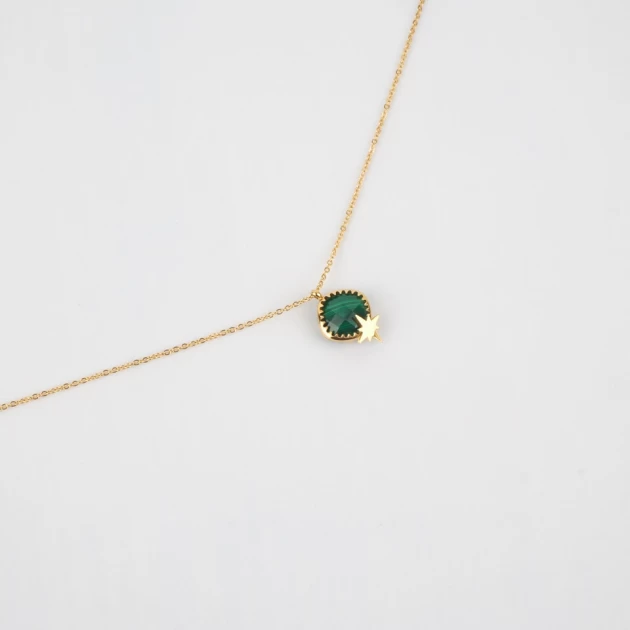 Horizon green gold necklace...