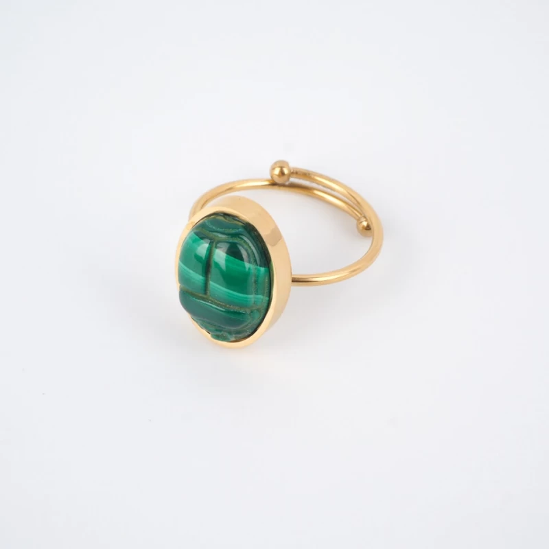 Malachite beetle cabochon gold ring - Zag Bijoux Malachite beetle cabochon gold ring - Zag Bijoux