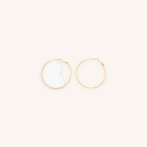 Boucles d'oreilles créoles ciselées or - Pomme Cannelle