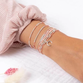 Bright white opaline elastic bracelet - Doriane Bijoux