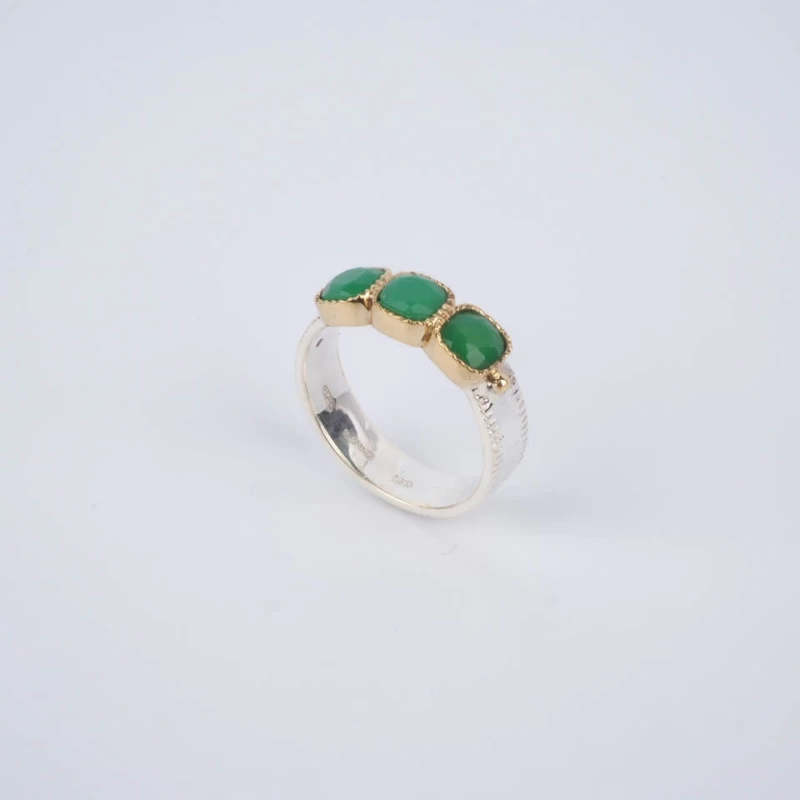 Green Uma ethnic ring in silver - Canyon
