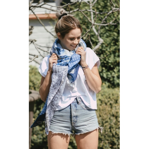 Foulard Margo bleu jean's et blanc - Shanna