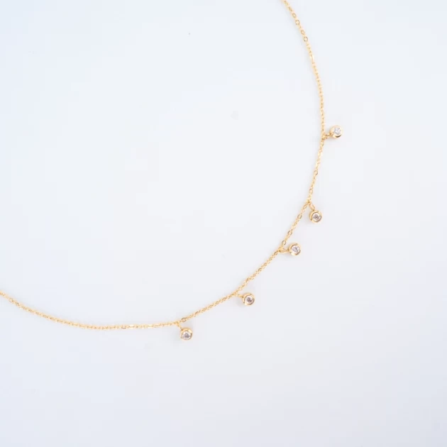 Ava necklace in gold...