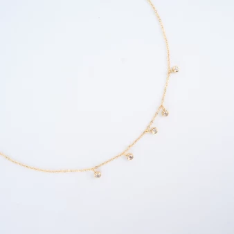 Ava necklace in gold...
