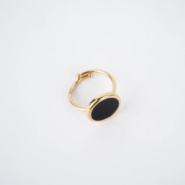 Laora Black Onyx ring in...