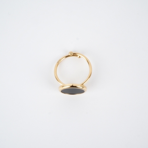 Bague Laora Onyx noir en acier inoxydable doré - Zag bijoux