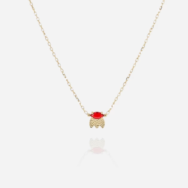 Red Petal necklace in gold...